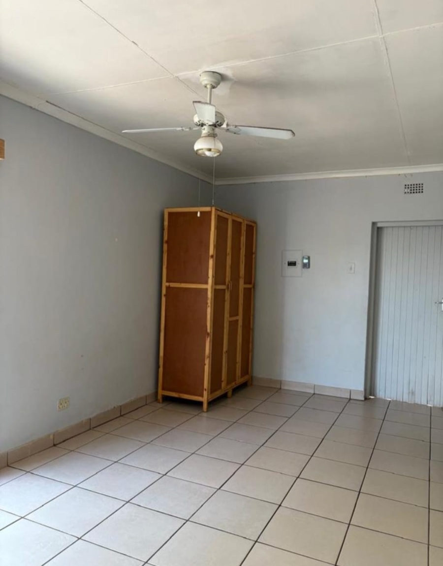 5 Bedroom Property for Sale in Carters Glen Northern Cape